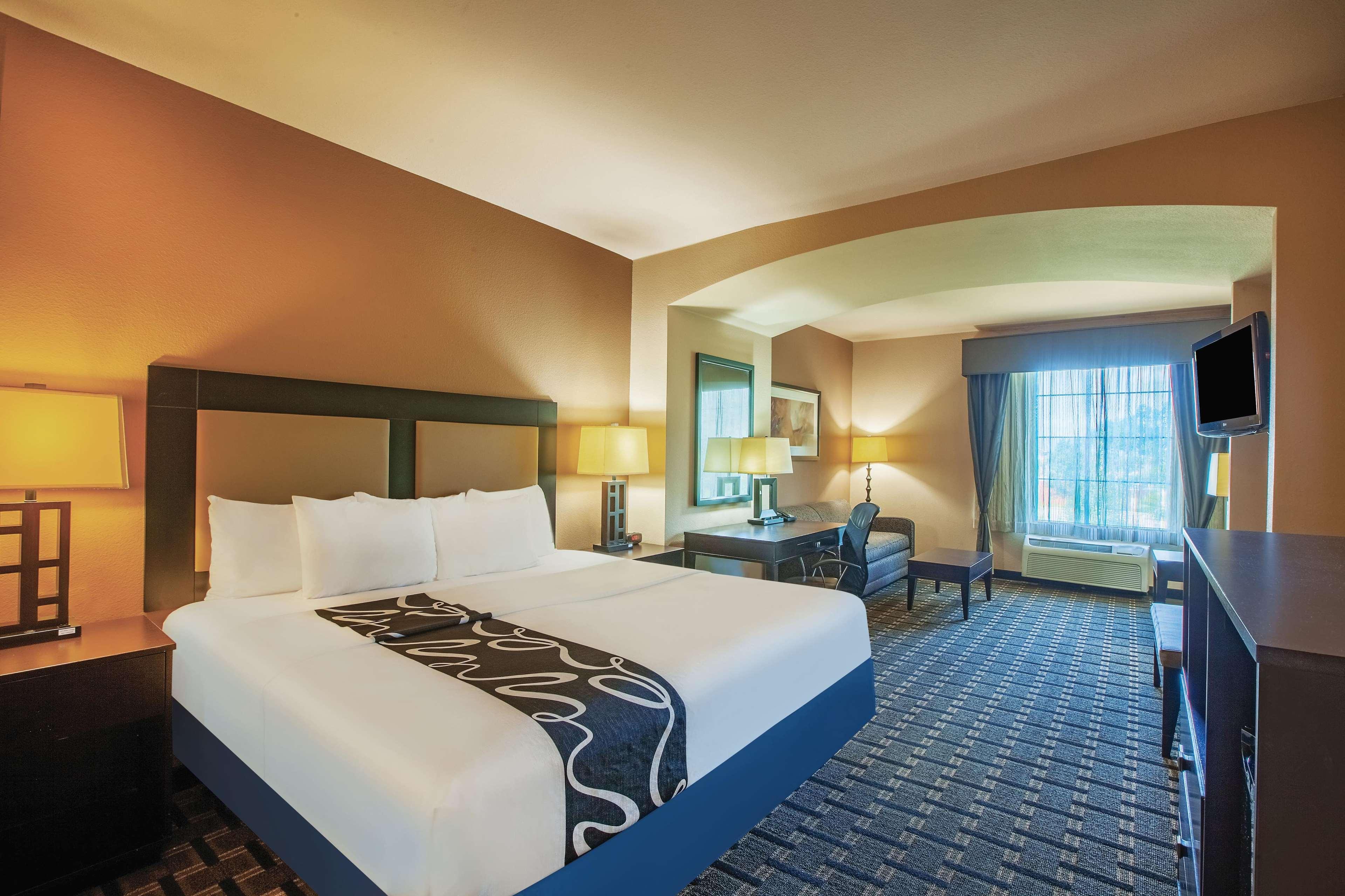 La Quinta By Wyndham Jacksonville, Texas Exterior photo