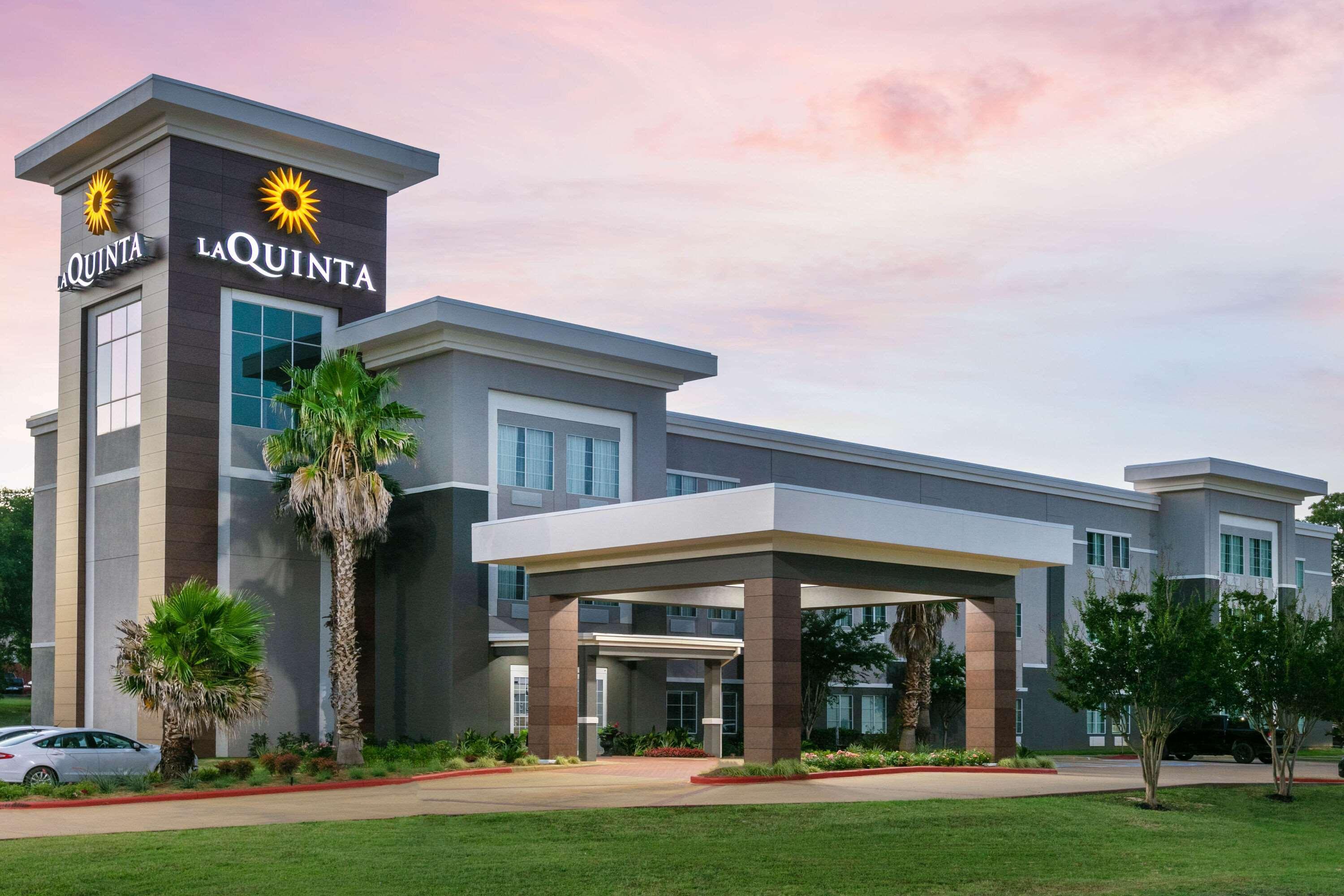 La Quinta By Wyndham Jacksonville, Texas Exterior photo