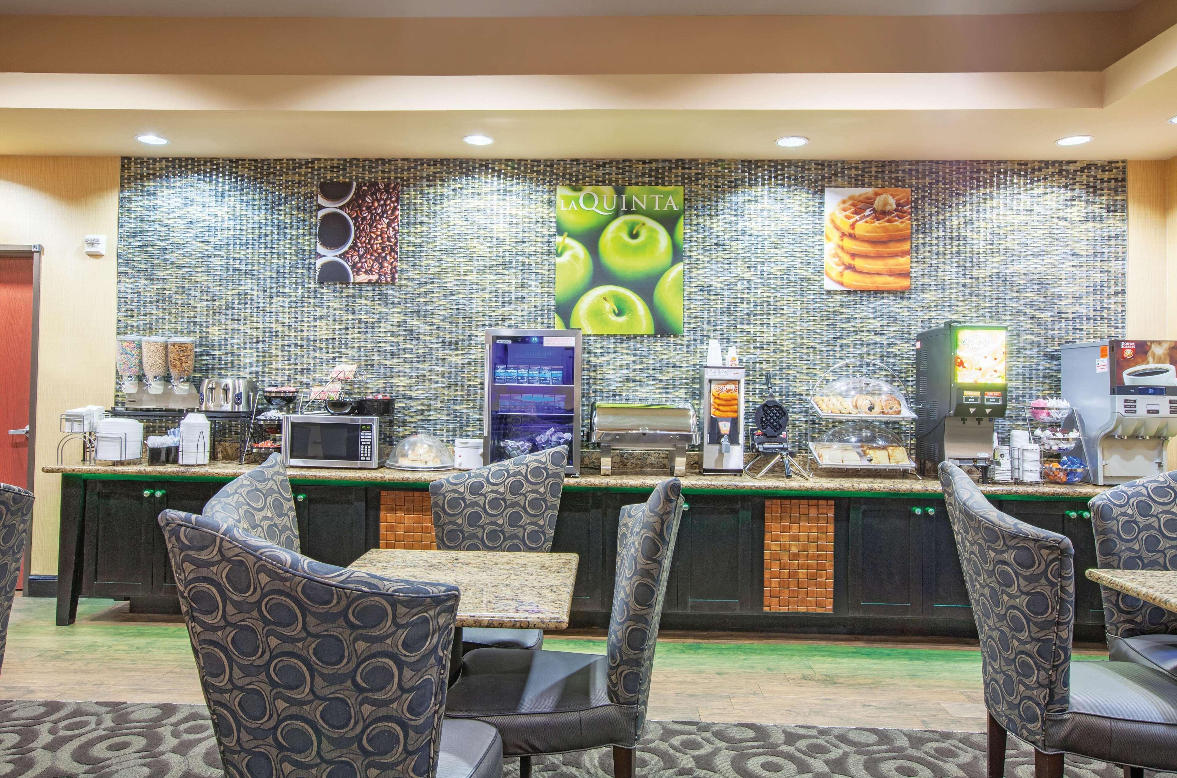 La Quinta By Wyndham Jacksonville, Texas Exterior photo