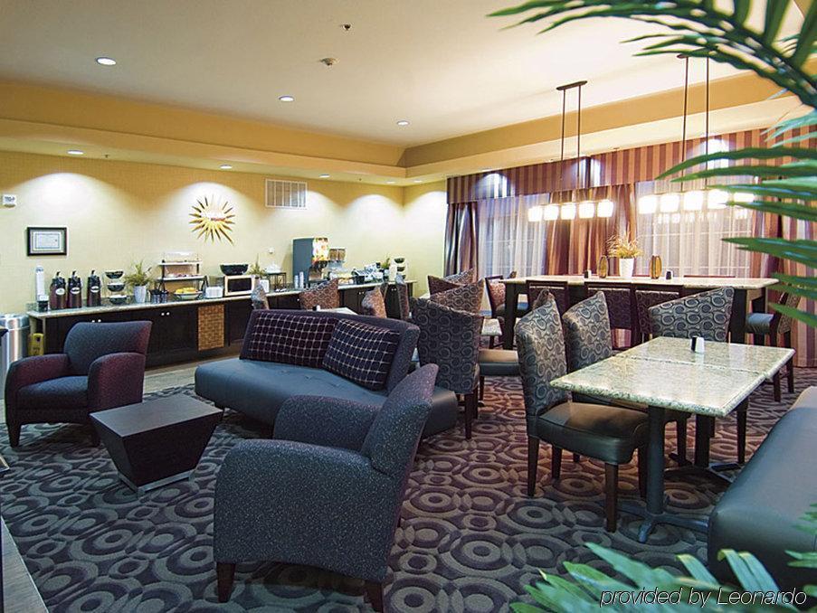 La Quinta By Wyndham Jacksonville, Texas Restaurant photo